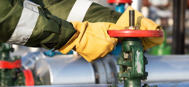 oil rig; workers; ppe; protective gear; labor